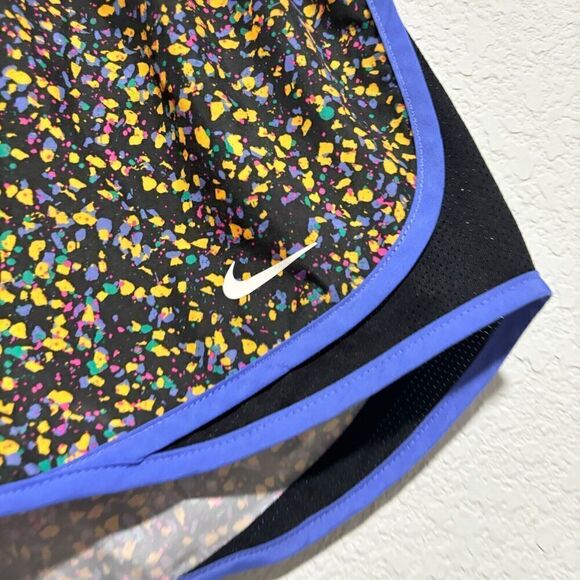 Nike Dri-Fit Womens Athletic Short in Small Multicolor High Rise Elastic Waist - Picture 3 of 6